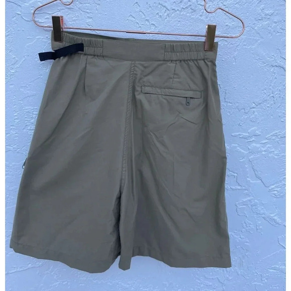 Ex Officio Womens Pleated Outdoor Relaxed Skirt Short Gray Sz 4 - Picture 2 of 14